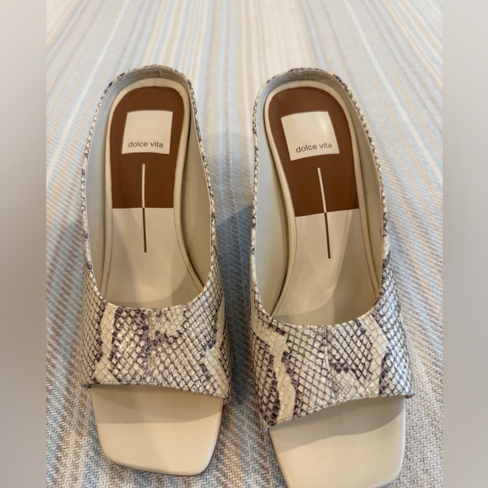 Dolce Vita Cream and Gray Snake-Print Desi Heel